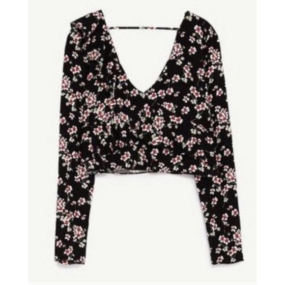 Cute Zara Crop Top XL Cherry Blossom from Zara's Trafaluc Collection Blouse - Picture 10 of 11